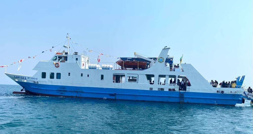 Barco Kanyanka - Travessia Maputo Inhaca